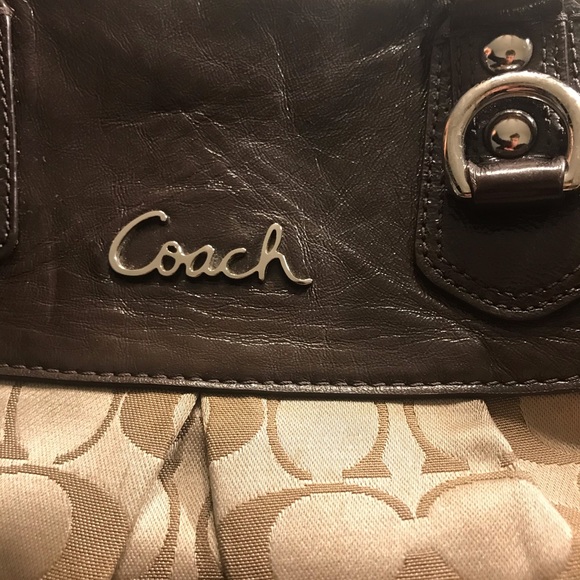 Coach Shoulder Bag Large Classic Brown Design - Picture 3 of 11